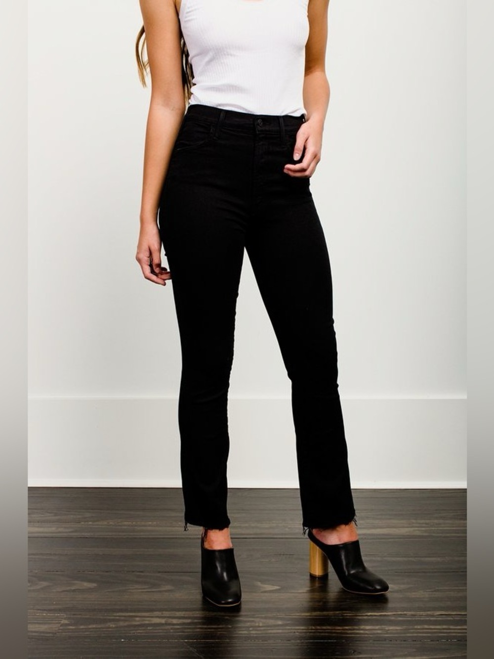MOTHER Hustler Ankle Fray Jeans in Not Guilty Black Wash, Size 27
